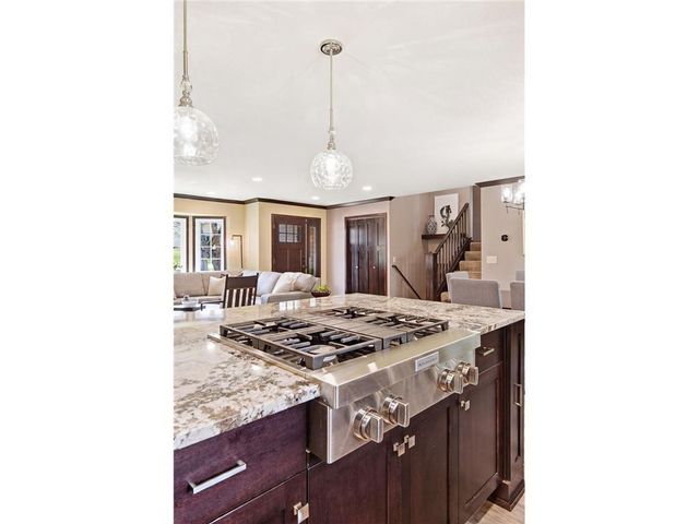 11848 64th Avenue, Maple Grove, MN 55369