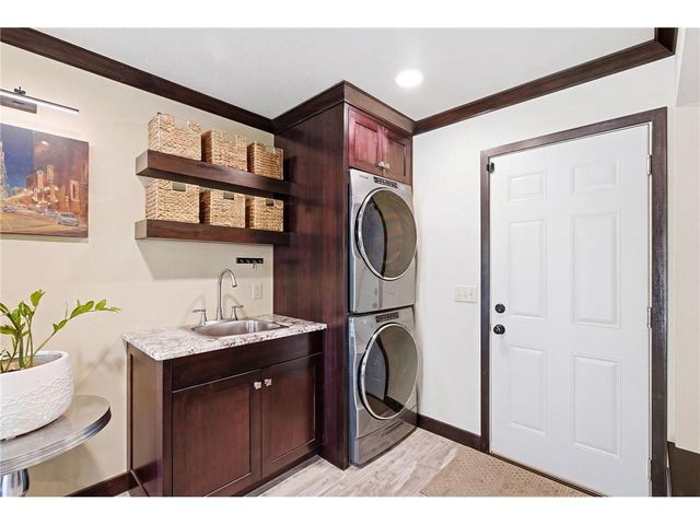 11848 64th Avenue, Maple Grove, MN 55369
