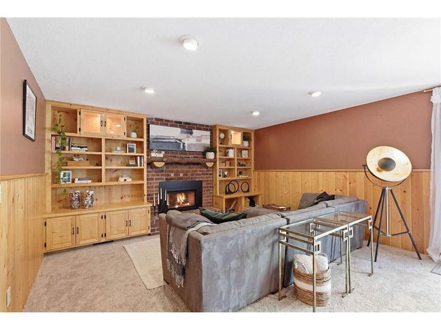 11848 64th Avenue, Maple Grove, MN 55369