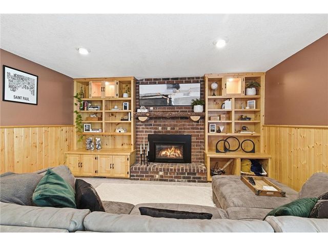 11848 64th Avenue, Maple Grove, MN 55369