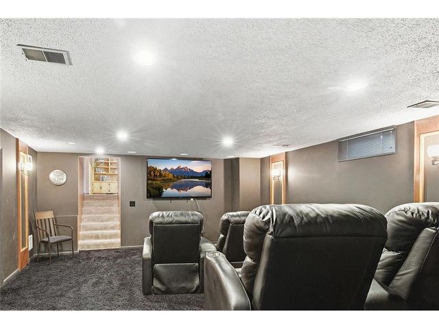 11848 64th Avenue, Maple Grove, MN 55369
