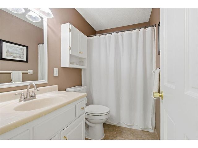 11848 64th Avenue, Maple Grove, MN 55369