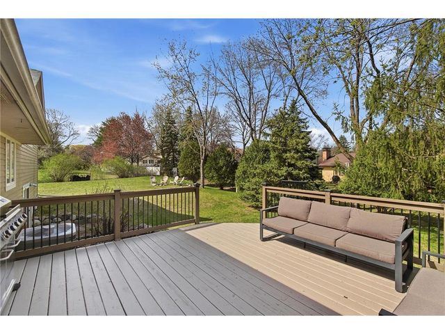 11848 64th Avenue, Maple Grove, MN 55369