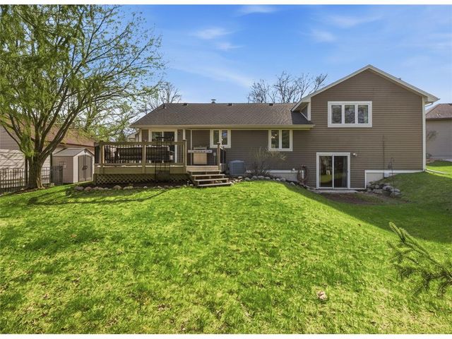 11848 64th Avenue, Maple Grove, MN 55369