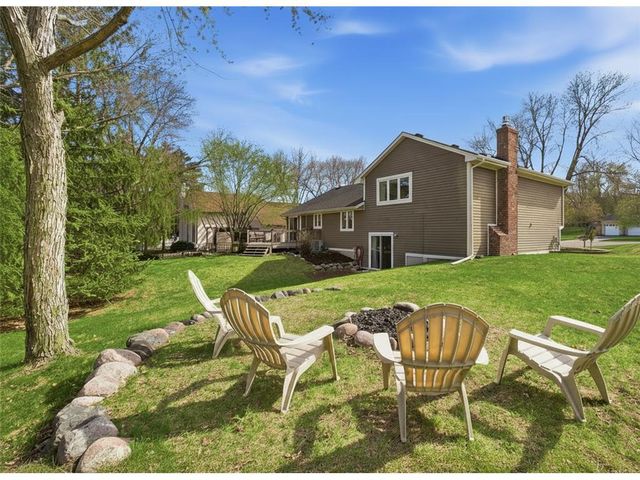 11848 64th Avenue, Maple Grove, MN 55369