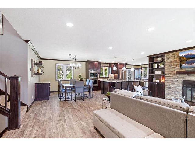 11848 64th Avenue, Maple Grove, MN 55369