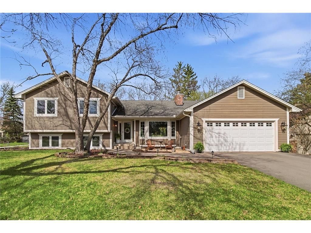 11848 64th Avenue, Maple Grove, MN 55369
