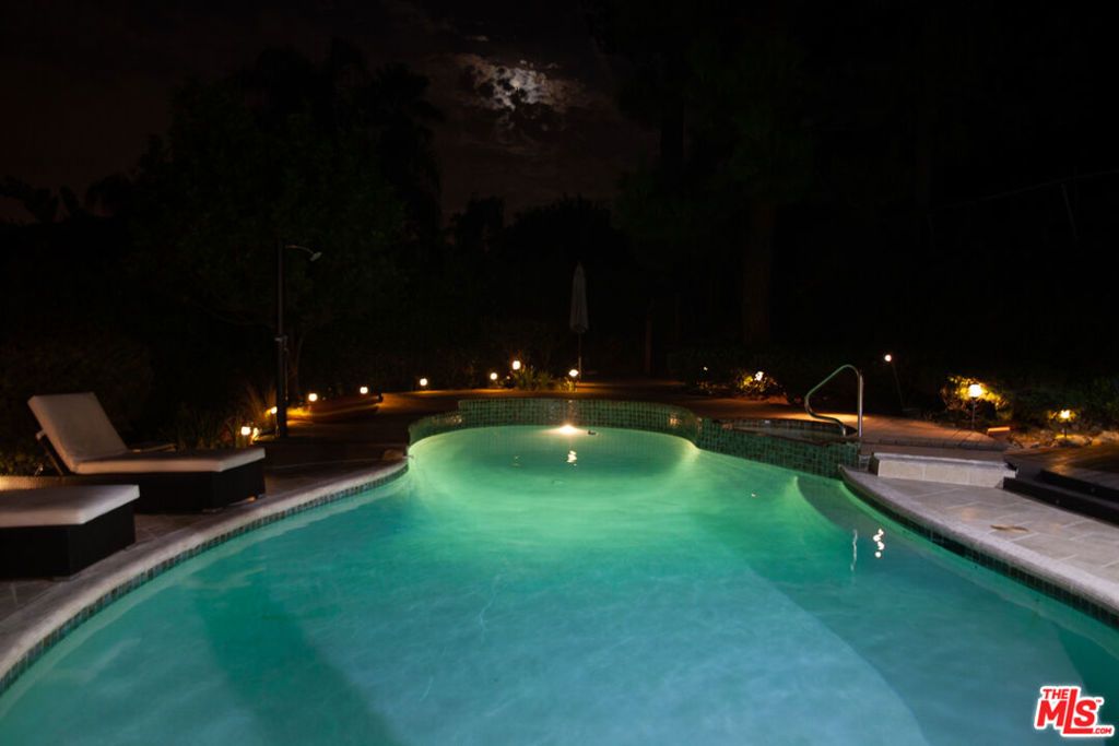 10 Sweetgrass Lane, Rolling Hills Estates, CA 90274 — exterior
