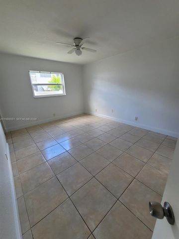 241 SE 9th Ave 104, Pompano Beach, FL 33060