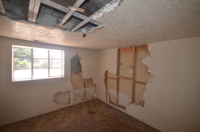 4303 Kennard Avenue SE, Albuquerque, NM 87105