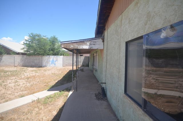 4303 Kennard Avenue SE, Albuquerque, NM 87105