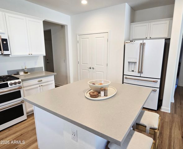 35117 N LEAD Way, San Tan Valley, AZ 85144