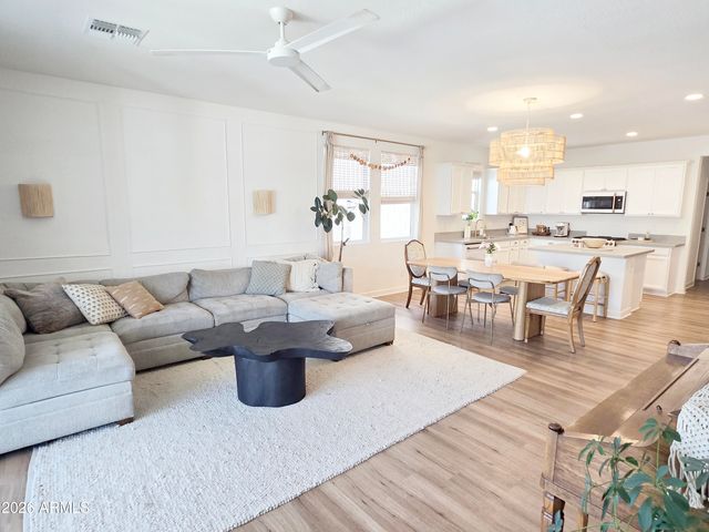 35117 N LEAD Way, San Tan Valley, AZ 85144