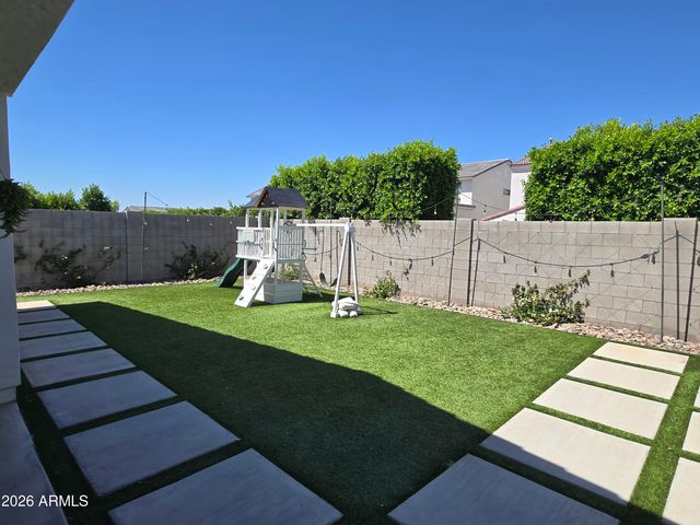 35117 N LEAD Way, San Tan Valley, AZ 85144