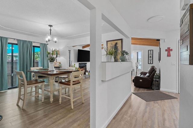 841 Calais Drive, Hollister, CA 95023