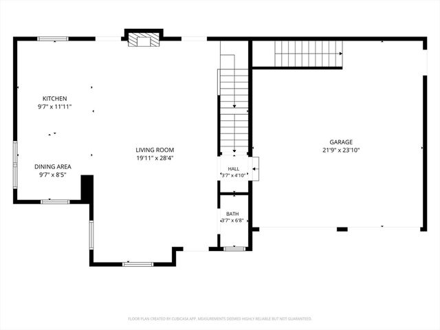 1322 Center St, Ludlow, MA 01056