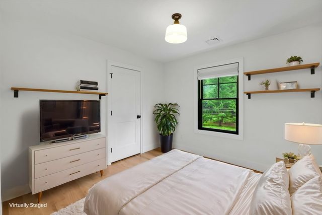 1322 Center St, Ludlow, MA 01056