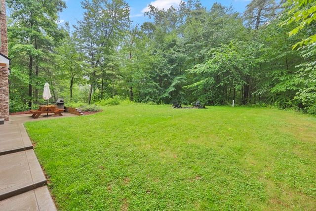 1322 Center St, Ludlow, MA 01056