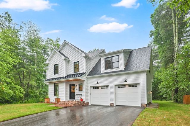 1322 Center St, Ludlow, MA 01056