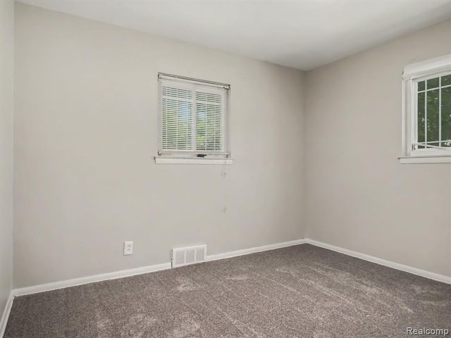 6075 Detroit Street, Mount Morris, MI 48458