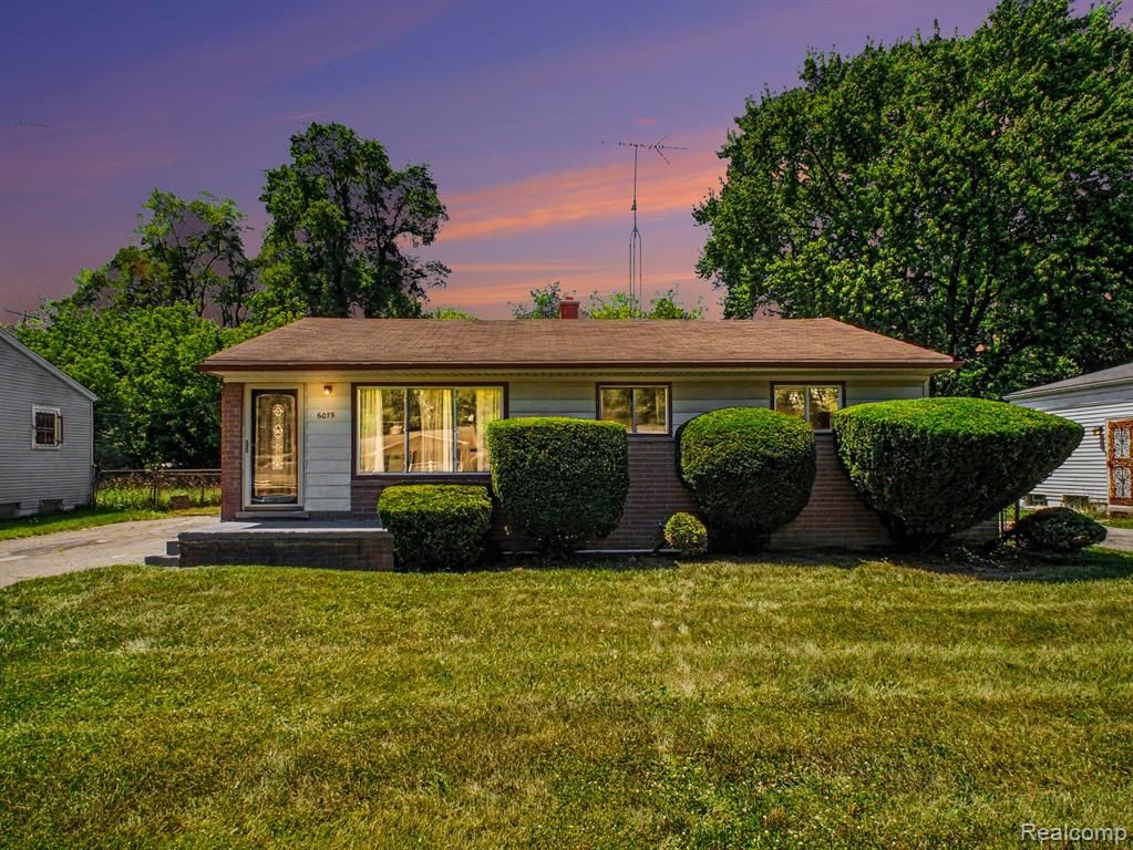 6075 Detroit Street, Mount Morris, MI 48458