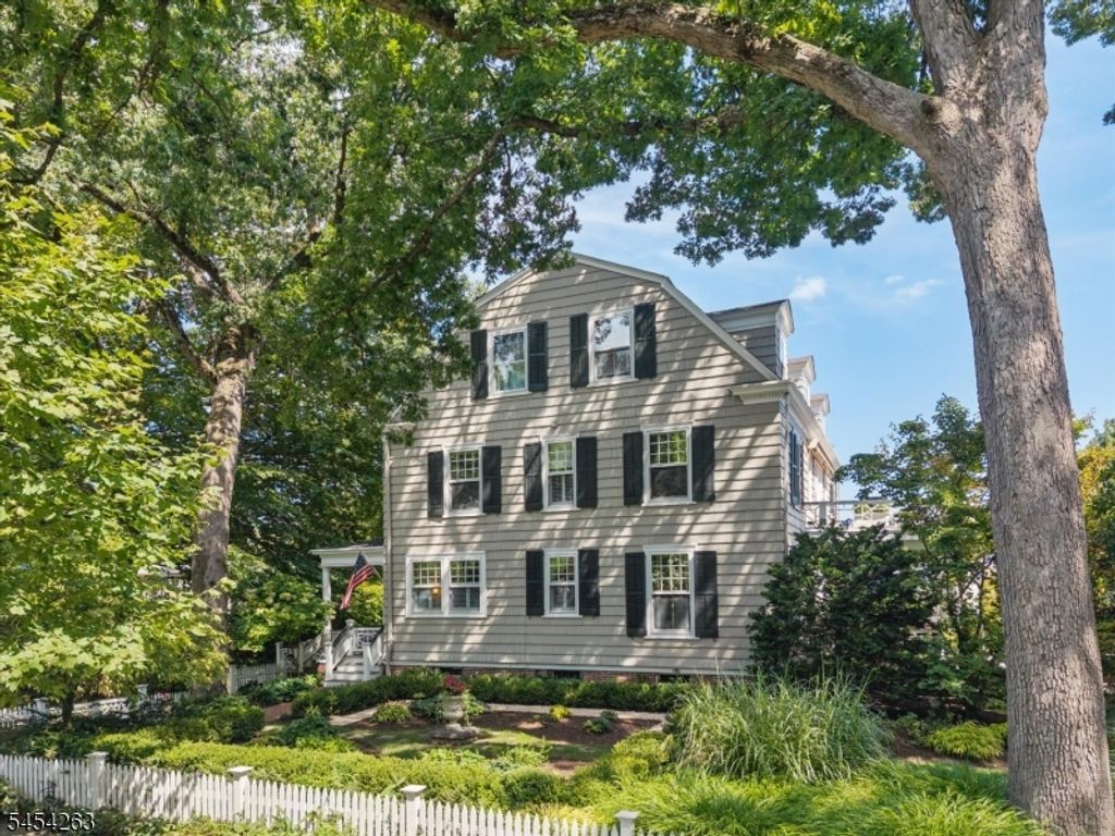 69 Forest Ave, Glen Ridge Boro Twp., NJ 07028 — photo 2
