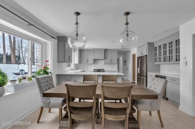 77 Bunker Hill Drive, Middletown, NJ 07748