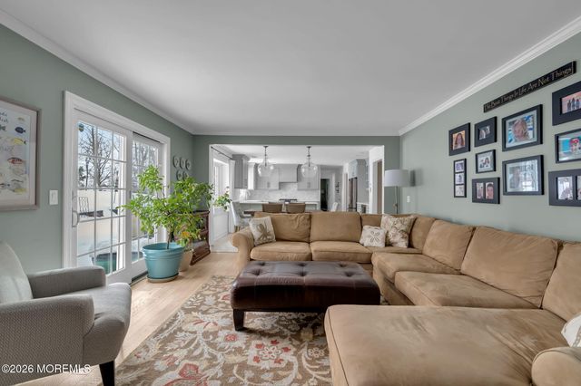 77 Bunker Hill Drive, Middletown, NJ 07748