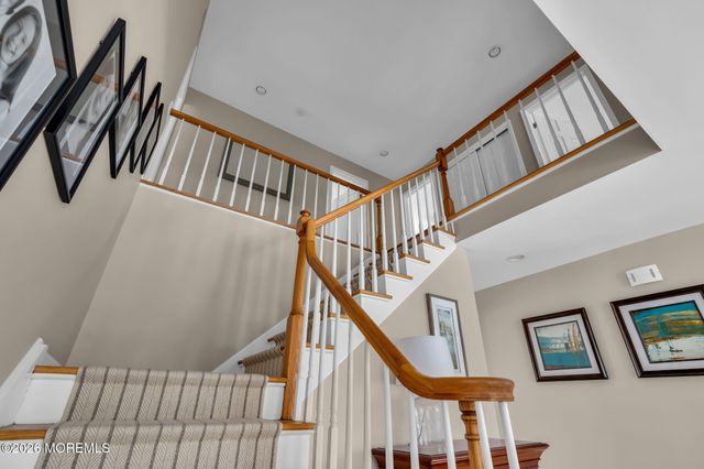 77 Bunker Hill Drive, Middletown, NJ 07748