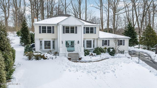 77 Bunker Hill Drive, Middletown, NJ 07748