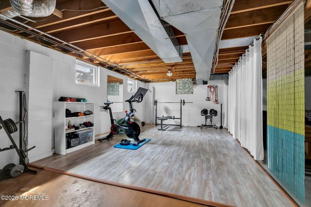 77 Bunker Hill Drive, Middletown, NJ 07748