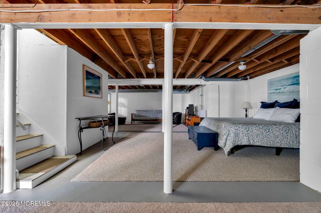 77 Bunker Hill Drive, Middletown, NJ 07748