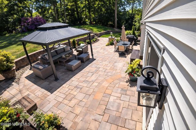 77 Bunker Hill Drive, Middletown, NJ 07748