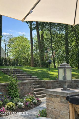 77 Bunker Hill Drive, Middletown, NJ 07748