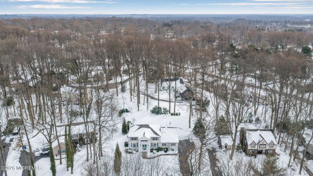 77 Bunker Hill Drive, Middletown, NJ 07748