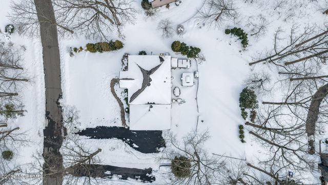 77 Bunker Hill Drive, Middletown, NJ 07748