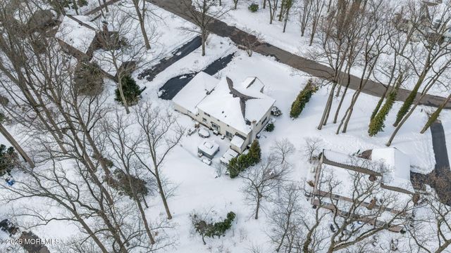 77 Bunker Hill Drive, Middletown, NJ 07748