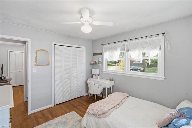 7 Indian Springs DR, Newport News, VA 23606