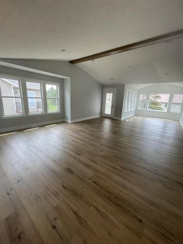 1038 Bellview Meadow Drive 70, Byron Center, MI 49315