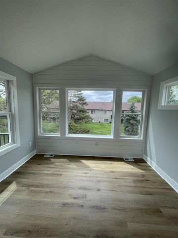 1038 Bellview Meadow Drive 70, Byron Center, MI 49315