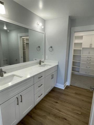 1038 Bellview Meadow Drive 70, Byron Center, MI 49315