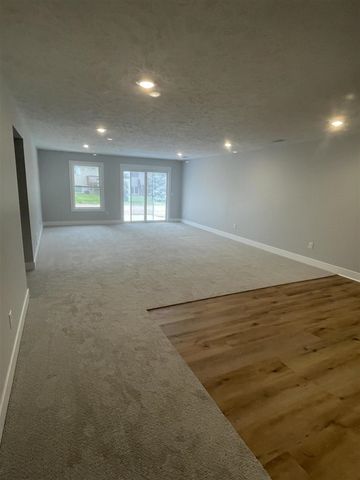 1038 Bellview Meadow Drive 70, Byron Center, MI 49315