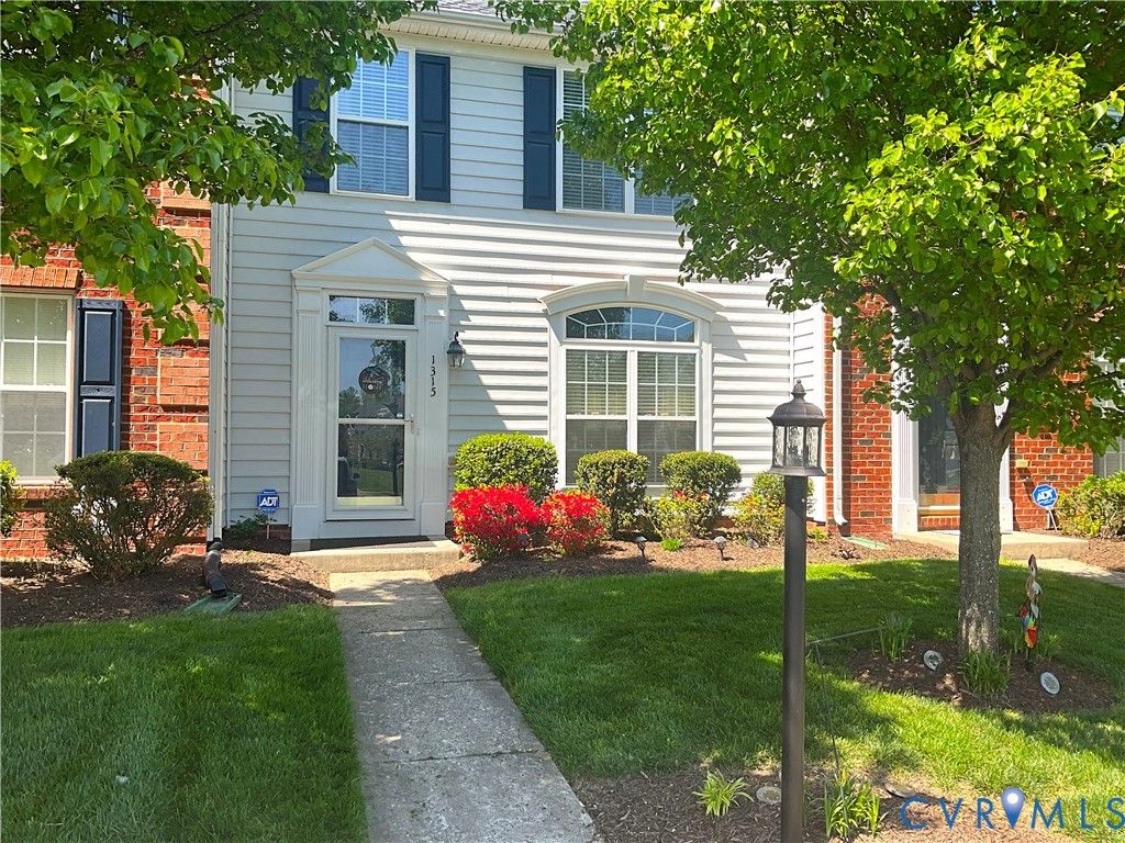 1315 Village Views Dr, Henrico, VA 23059