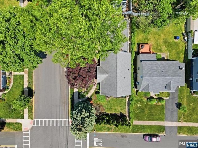 34 Rowland Avenue, Hackensack, NJ 07601
