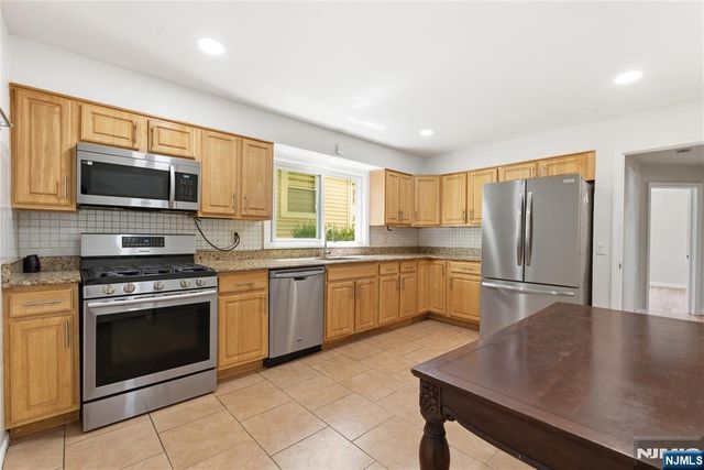 34 Rowland Avenue, Hackensack, NJ 07601