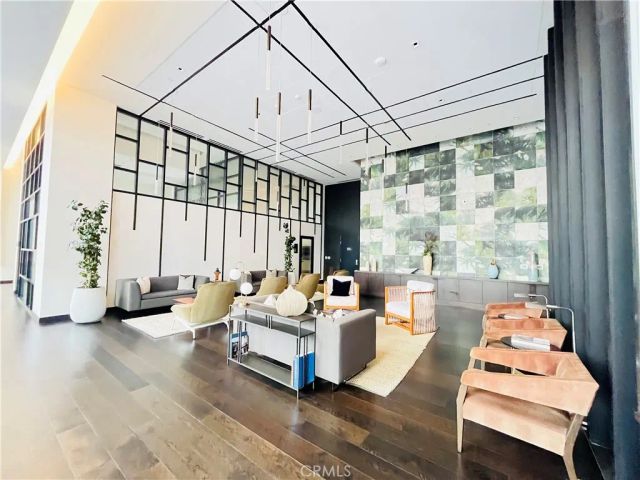 400 S Broadway 814, Los Angeles, CA 90013
