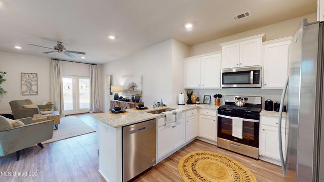 511 Vista Pointe Drive, Pearl, MS 39208