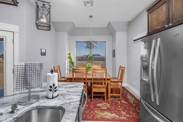 341 Mountain Ridge Pl, Lawton, OK 73507