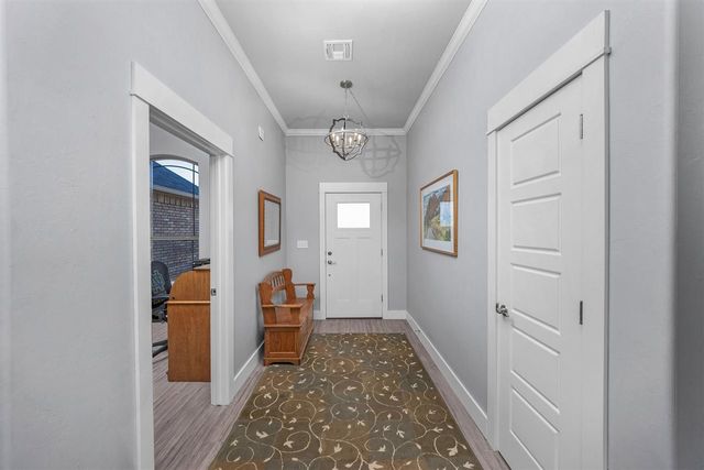 341 Mountain Ridge Pl, Lawton, OK 73507