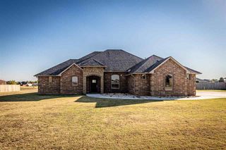 341 Mountain Ridge Pl, Lawton, OK 73507